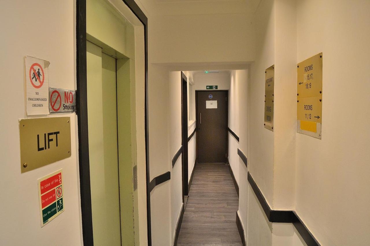 Leisure Inn Hotel London Exterior foto